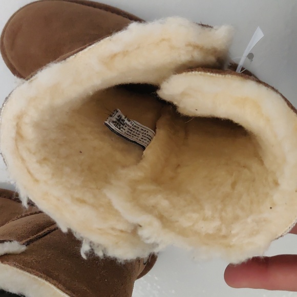 New! BearPaw 2250Y Tan, Lori, girls Suede side 2 button/loop closure sz 3 Boot - Picture 7 of 11